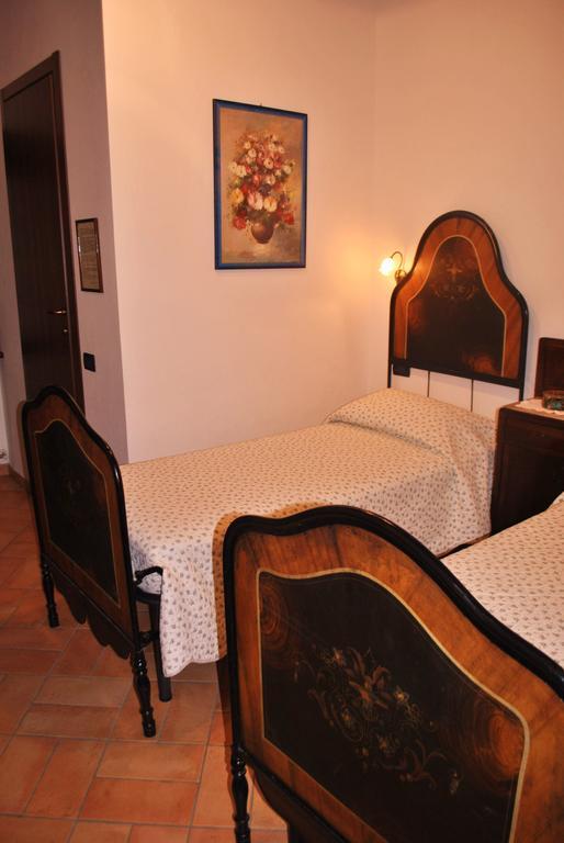 Agriturismo L'Antico Oliveto ซาน เซเวริโน มาร์เค ห้อง รูปภาพ