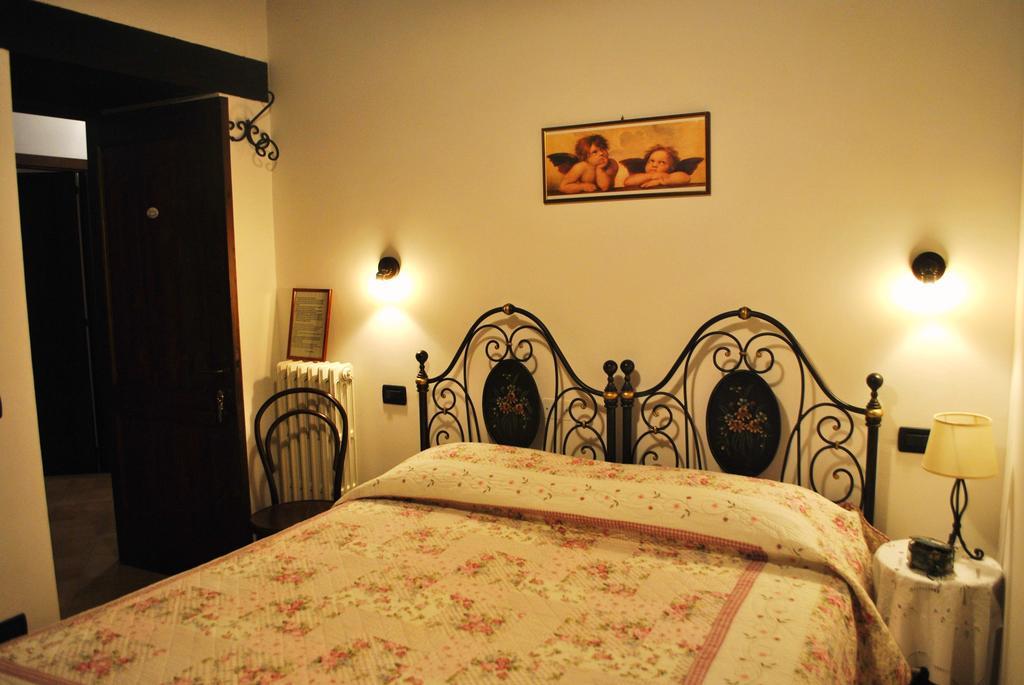 Agriturismo L'Antico Oliveto ซาน เซเวริโน มาร์เค ห้อง รูปภาพ
